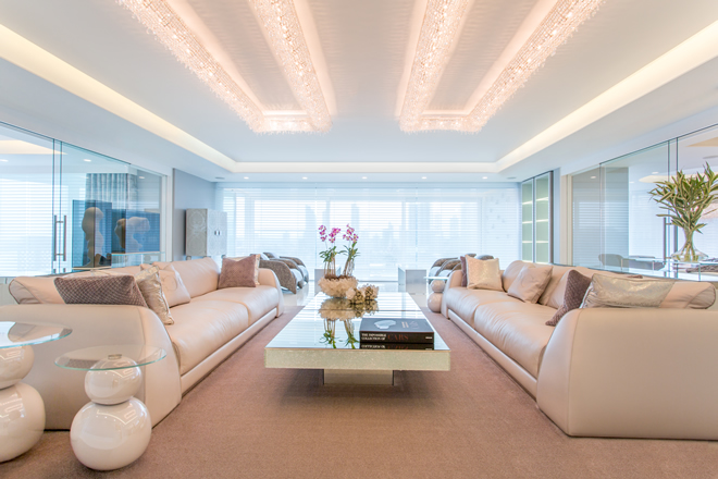 Lighting solutions for living rooms, Manooi Crystal Chandeliers