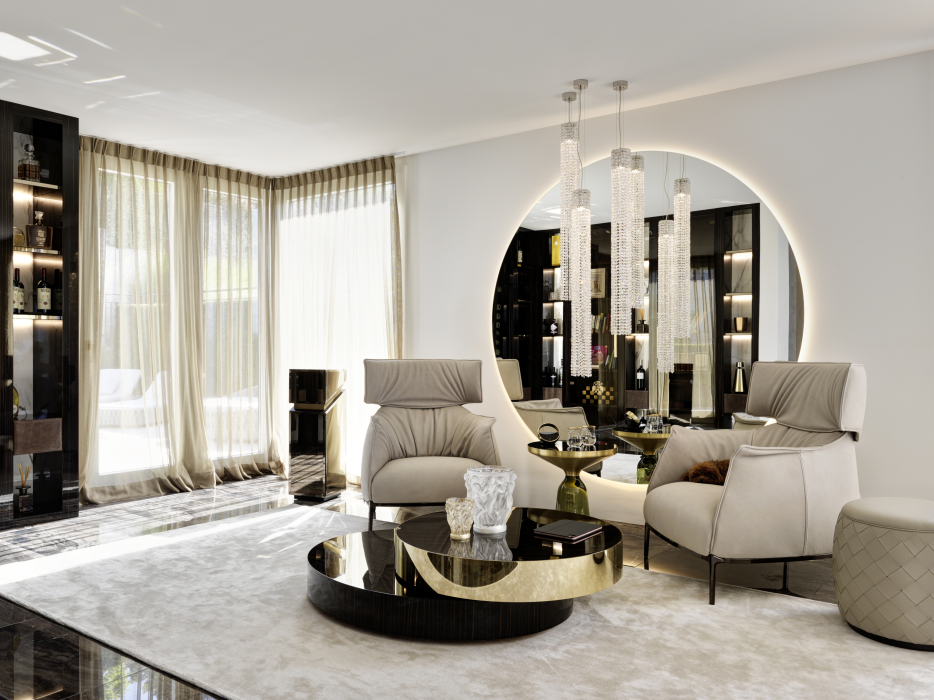 Voile chandelier in an art deco interior