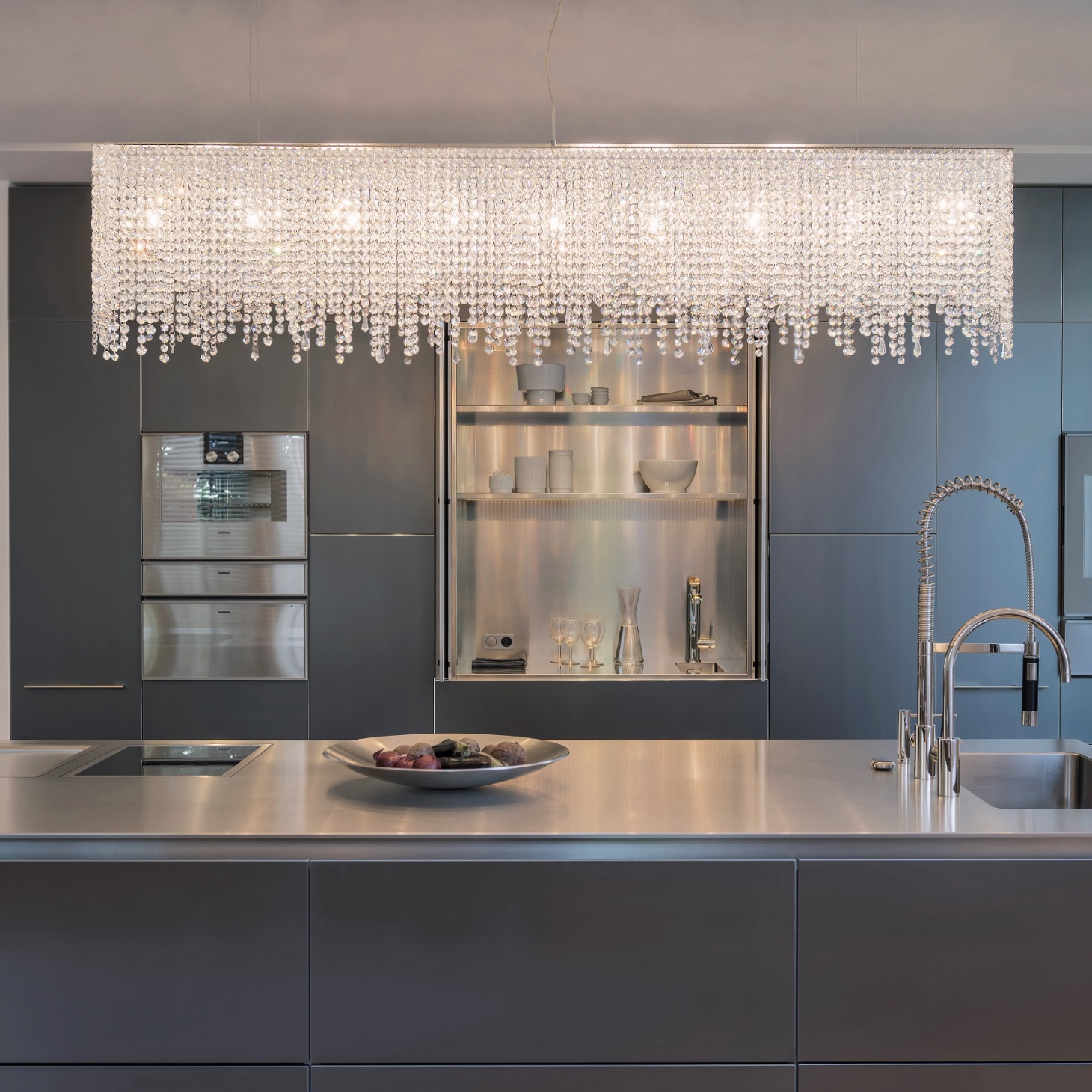 Linea Crystal chandelier my Manooi